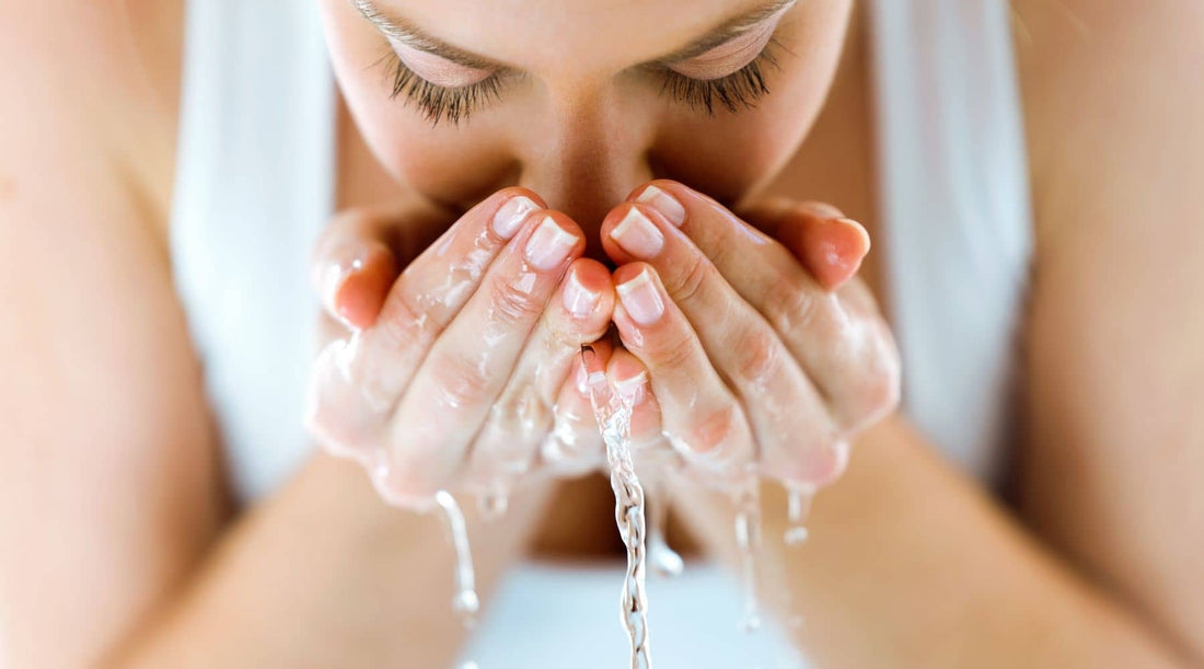 6 Simple Ways to Reduce Acne Breakouts