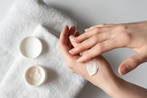 Use Lotion How to Use Body Lotion | Epicuren Discovery Blog